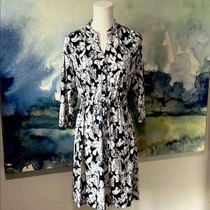 Robert Louis M Navy and White 3/4 length sleeve Elegant